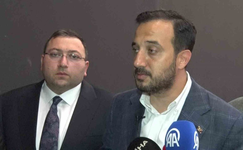 AK Parti İstanbul İl Başkanı Özdemir : ' Meclis üyelerinin hür iradesinin sandığa yansıması için tüm hukukçularımızla gerekli başvurumuzu yapacağız'