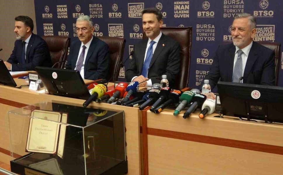 Bakan Bayraktar: 'Enerji meselesi milli güvenlik meselesidir'