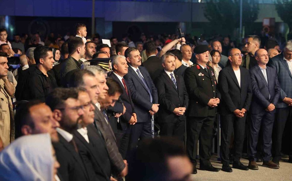 Bakan Çiftçi: 'Köklerinden güç alarak geleceğe yürüyen bir gençlik Türkiye Yüzyılı'nı inşa edecek'