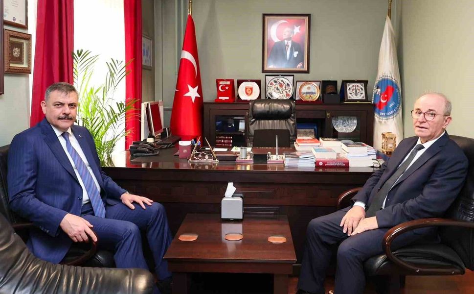 Bakan Çiftçi'den Türk İdareciler Derneği'ne ziyaret