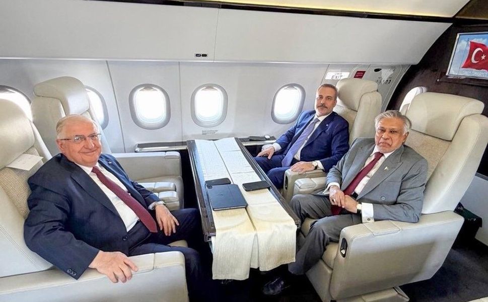 Bakan Fidan ve Güler, Pakistan Dışişleri Bakanı Dar ile Bişkek'e gidiyor