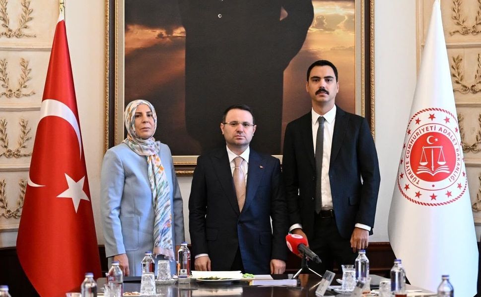 Bakan Gürlek: 'Bu cinayeti çözmek boynumuzun borcu'