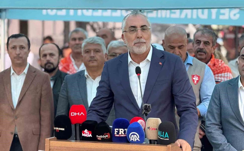 Bakan Işıkhan: 'Devlet olarak ata sporlarımızı sonuna kadar destekliyoruz'
