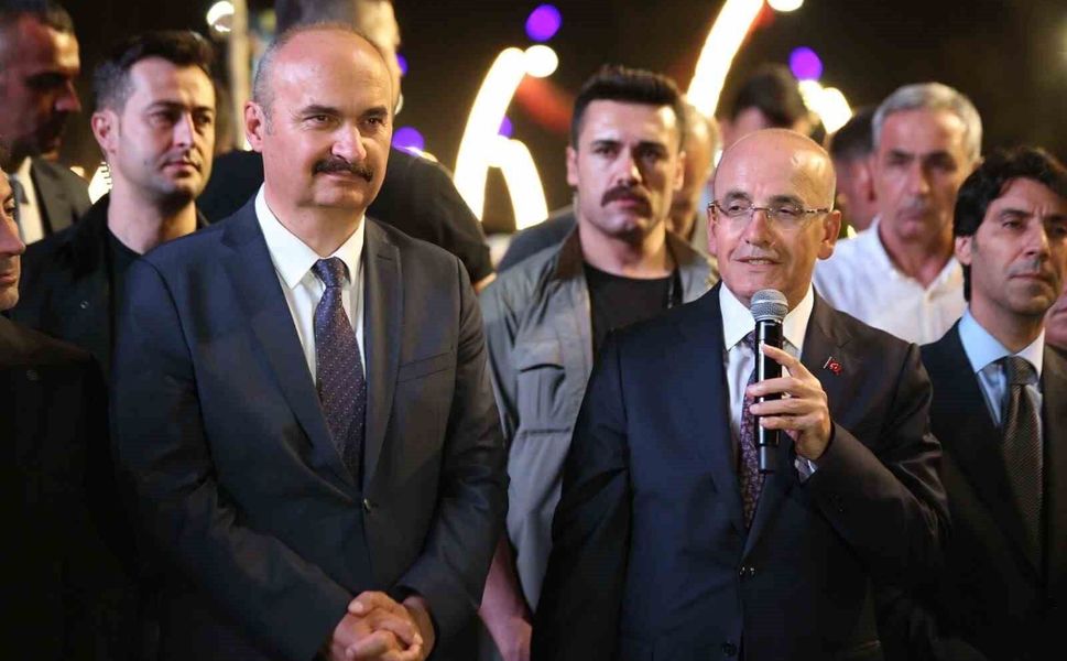 Bakan Şimşek: 'Batman'da muazzam bir hizmet fırtınası var'