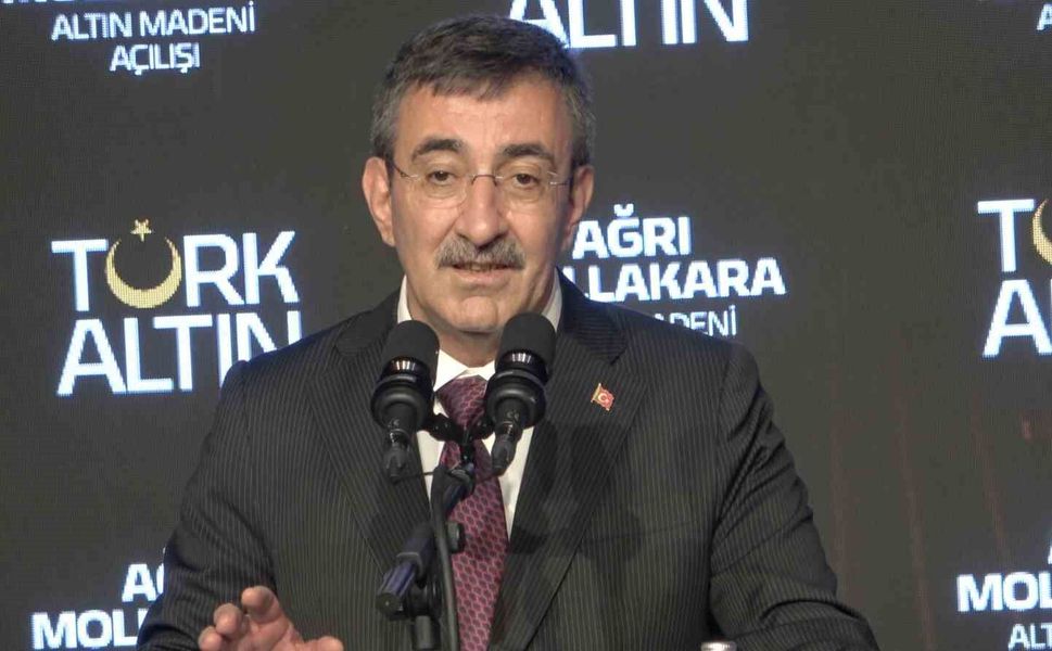Cumhurbaşkanı Yardımcısı Cevdet Yılmaz: 'Ağrı Mollakara'da 5 yılda 17 tona yakın altın üretilecek'