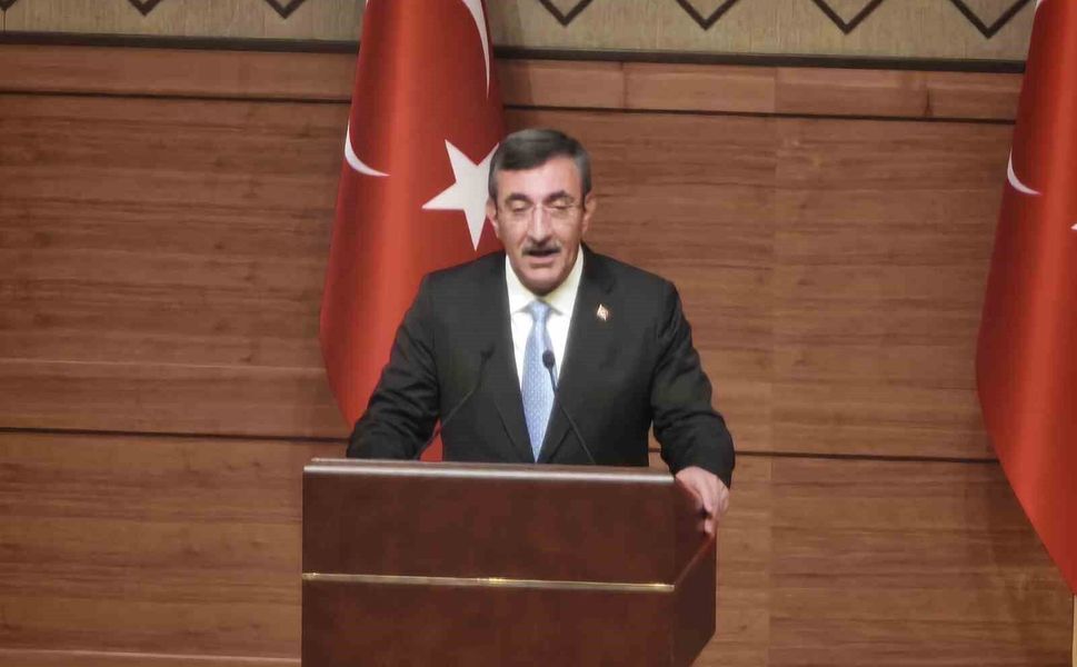 Cumhurbaşkanı Yardımcısı Yılmaz: 'İsimlerimiz farklı olabilir ama hepimizin soyadı Türkiye Cumhuriyeti'dir'