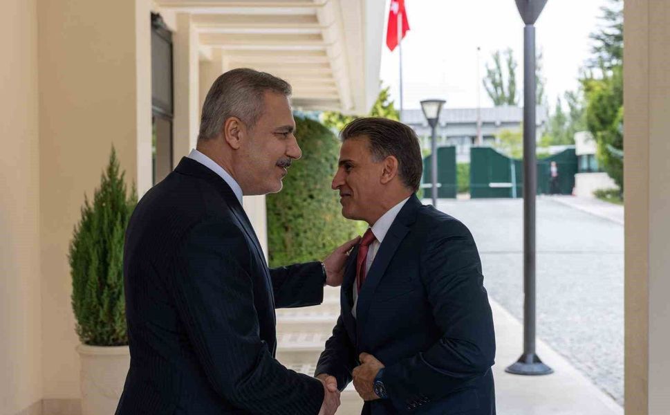 Dışişleri Bakanı Fidan, Libya Silahlı Kuvvetleri Genelkurmay Başkan Vekili Nemruş ile görüştü