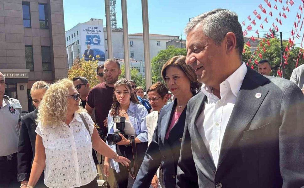 Özgür Özel Eskişehir'de