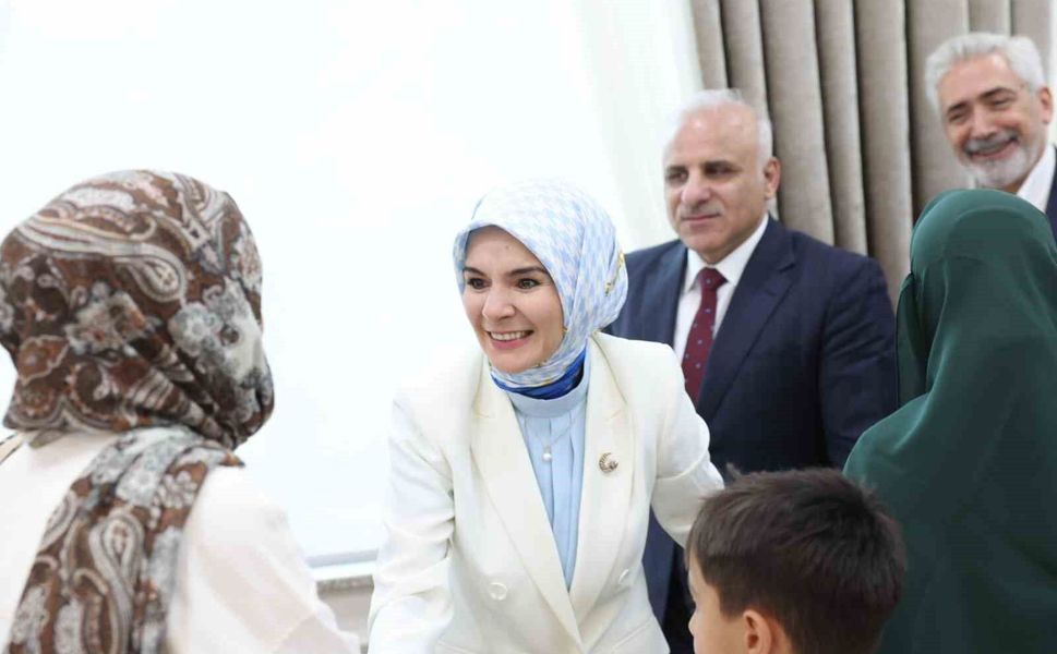 'Terörsüz Türkiye'yi şehit yakınlarımız ve gazilerimizle birlikte inşa ettik'