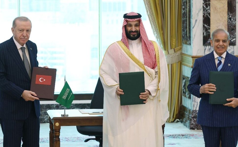 Türkiye, Suudi Arabistan ve Pakistan arasındaki tarihi savunma anlaşması dünya basınında