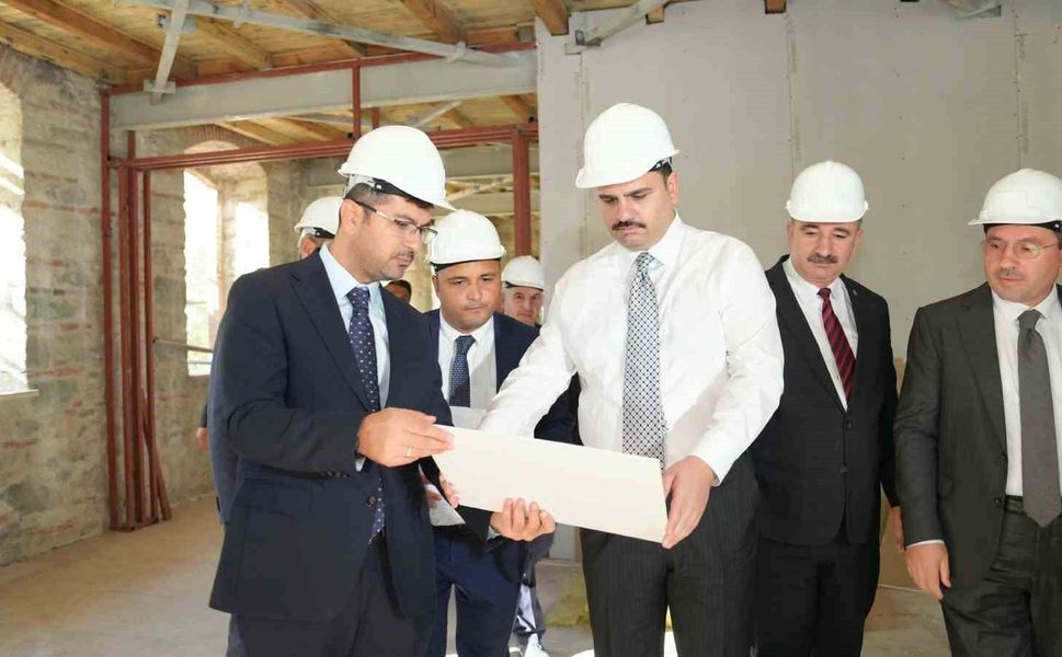 AK Parti'li İnan'dan Özgür Özel'e 'Tarihi Un Fabrikası' çağrısı: 'İzmirlilerden özür dilemeliler'
