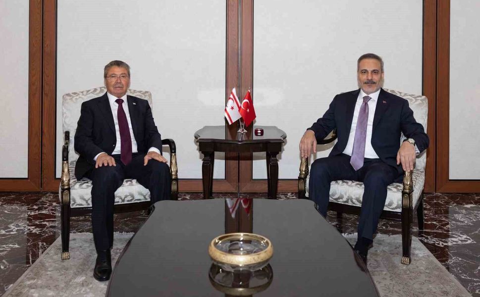 Bakan Fidan, KKTC Başbakanı Üstel ile görüştü