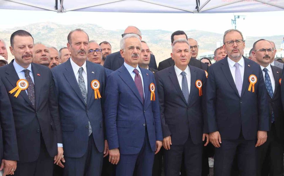 Bakan Uraloğlu: 'Mirasımıza kazandırdığımız tarihi köprülerin sayısı 532'ye ulaştı'
