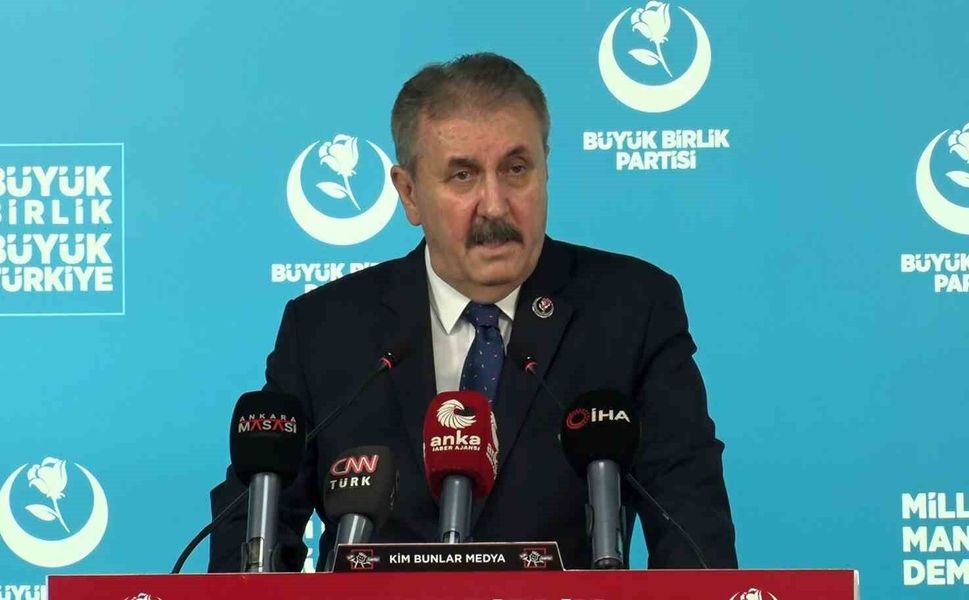 BBP Genel Başkanı Destici: 'Devletimiz geçmişte olduğu gibi yarın da terörün kökünü kazıyacak'