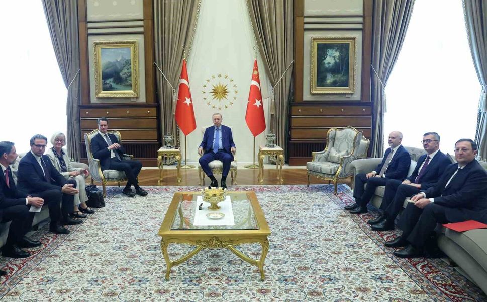 Cumhurbaşkanı Erdoğan, Almanya Kuzey Ren-Vestfalya Eyaleti Başbakanı Wüst'ü kabul etti