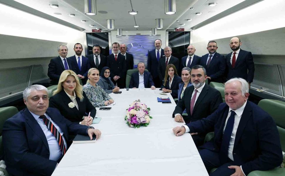 Cumhurbaşkanı Erdoğan: 'Yunanistan girdiği bu yanlış yoldan dönmeli, gayri askeri statüdeki adaları silahlandırmaktan vazgeçmelidir'