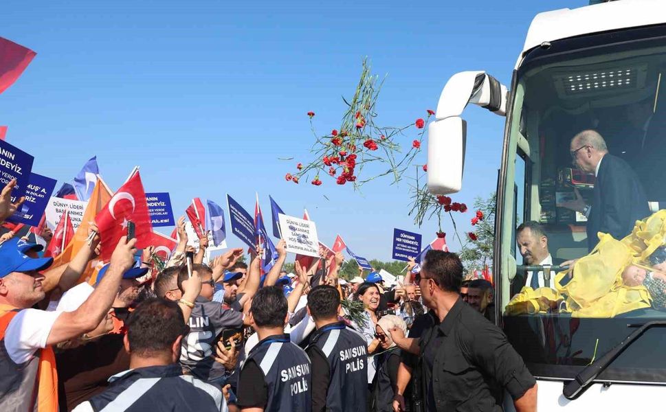 Cumhurbaşkanı Erdoğan'a sevgi seli