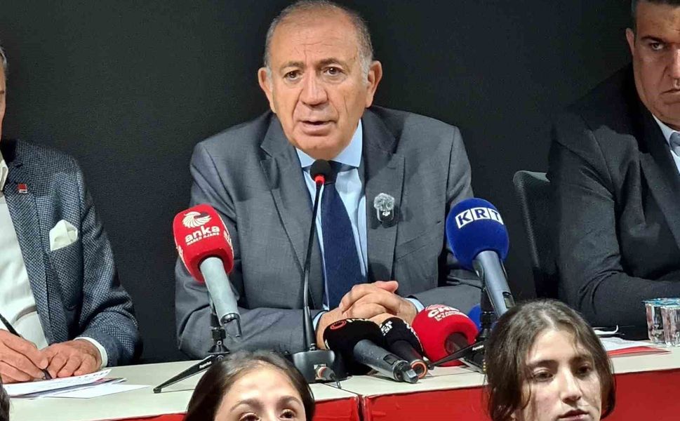 Gürsel Tekin: 'Önümüzdeki günlerde partimizin Genel Başkanı, Genel Merkezi yeniden bir yapılanma konusunda kararını verecektir'