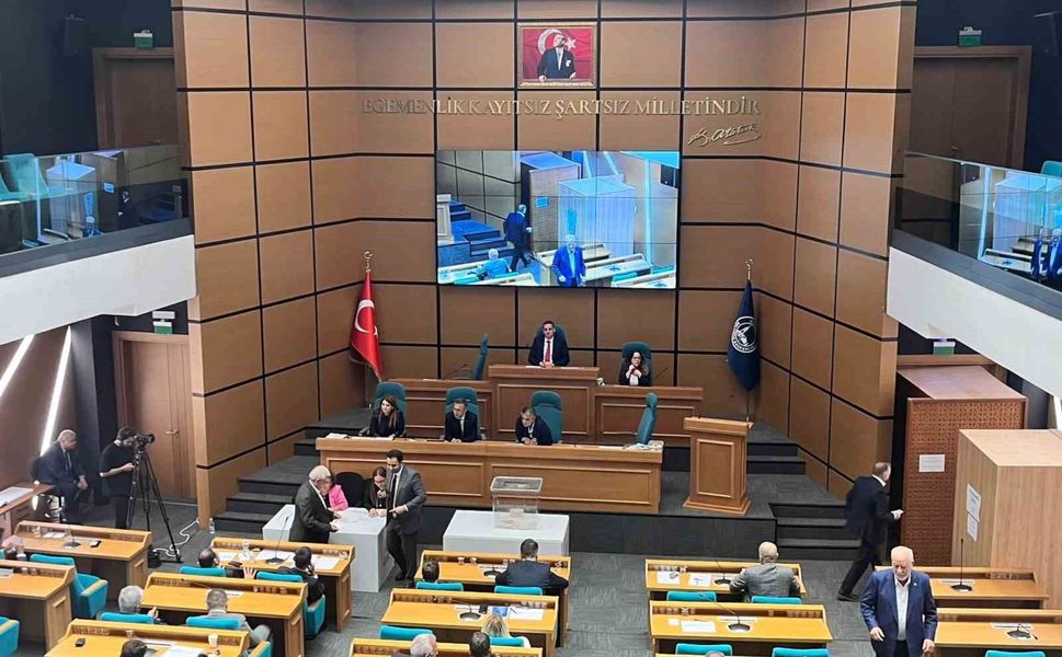 Üsküdar Belediyesi Başkanvekili seçiminde ikinci turda da sonuç çıkmadı