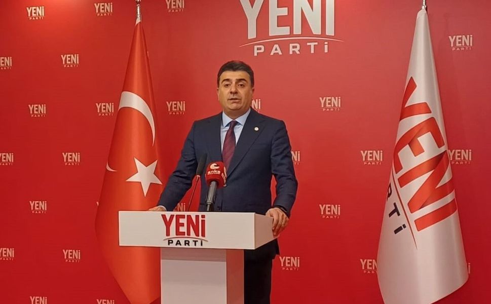 YENİ Parti Sözcüsü Emre: 'YENİ Parti isminin başına küçük bir düzenleme koyarak konuyu kapatabiliriz'