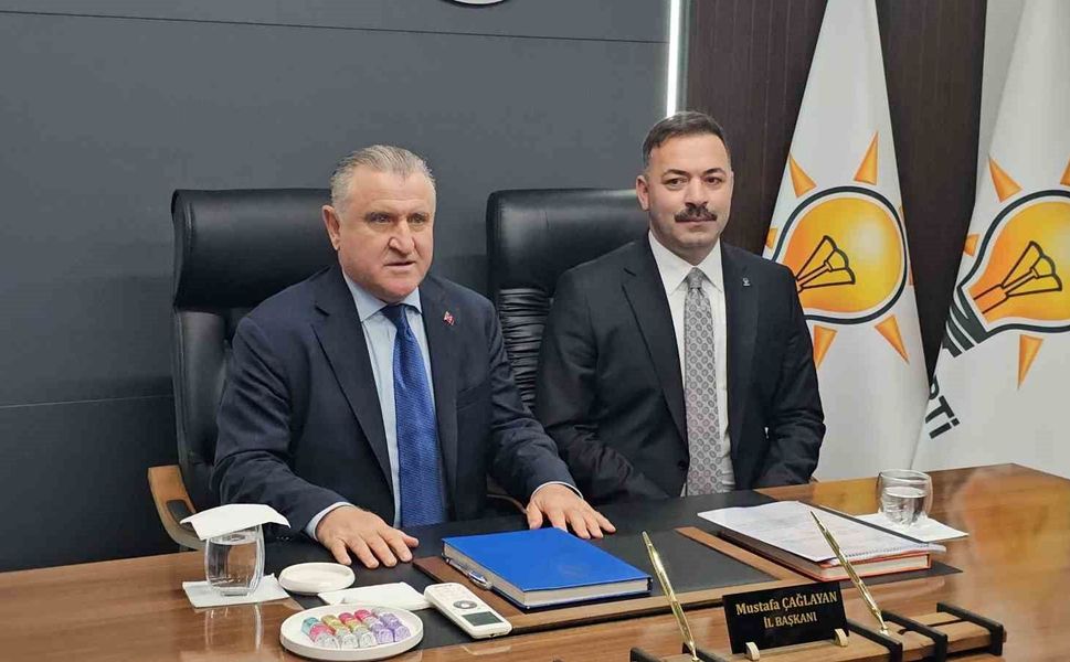 Bakan Aşkın Bak Zonguldak Valiliği ve AK Parti'yi ziyaret etti