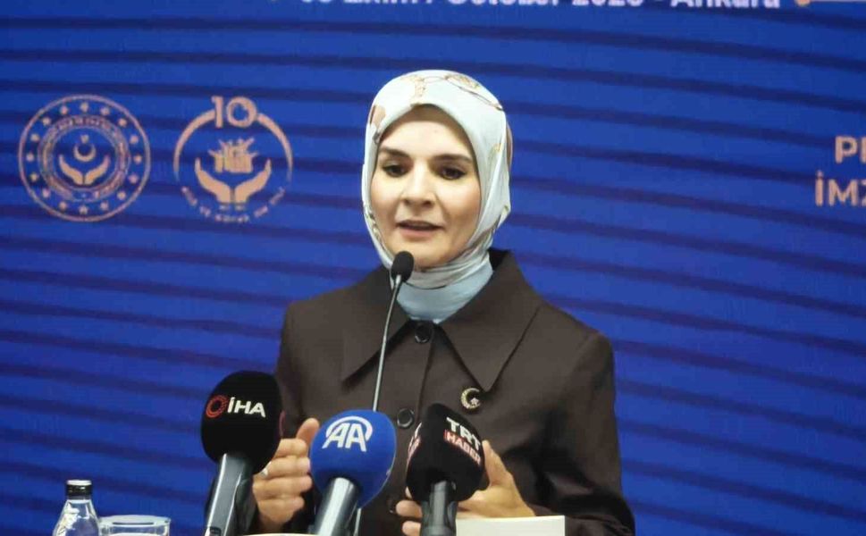 Bakan Göktaş: 'Ailelerin gıda, barınma eğitim gibi temel ihtiyaçlarına destek olmayı sürdüreceğiz'