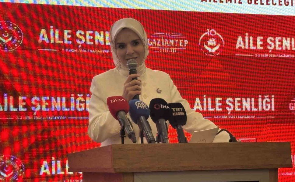 Bakan Göktaş: 'Türkiye'de 261 bin 854 gencimiz Aile ve Gençlik Fonu kredisiyle evlendi'