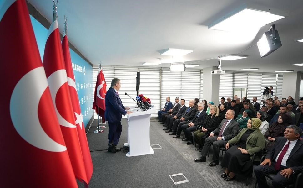 BBP Genel Başkanı Destici: 'Türk dünyası birlikte inşa edilecek bir geleceğin ve ulaşacak kızıl elmanın adıdır'