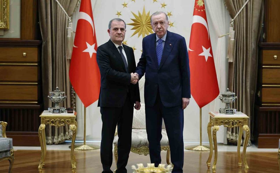 Cumhurbaşkanı Erdoğan, Azerbaycan Dışişleri Bakanı Bayramov ile bir araya geldi