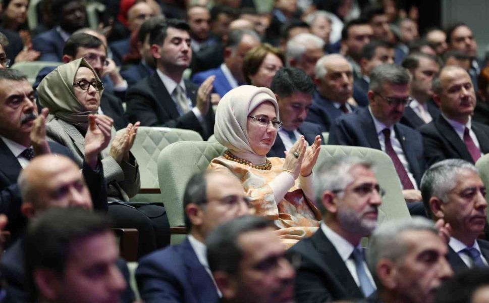 Cumhurbaşkanı Erdoğan: 'Dünyaya ve Türkiye'ye başkalarının penceresinden bakanlar halen farkına varamamış olsalar da ülkemiz bugün küresel bir oyuncudur'