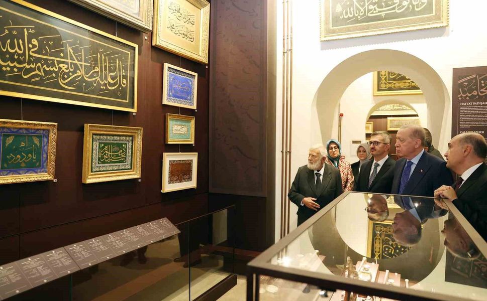 Cumhurbaşkanı Erdoğan, 'Kimliksizleştirme siyasetine maruz bırakıldık'