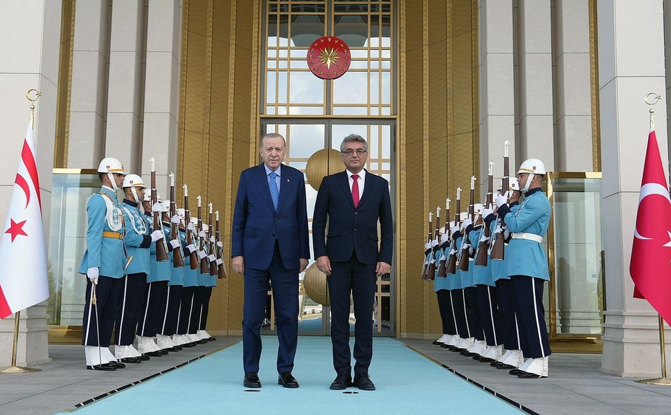Cumhurbaşkanı Erdoğan, KKTC Cumhurbaşkanı Erhürman ile bir araya geldi