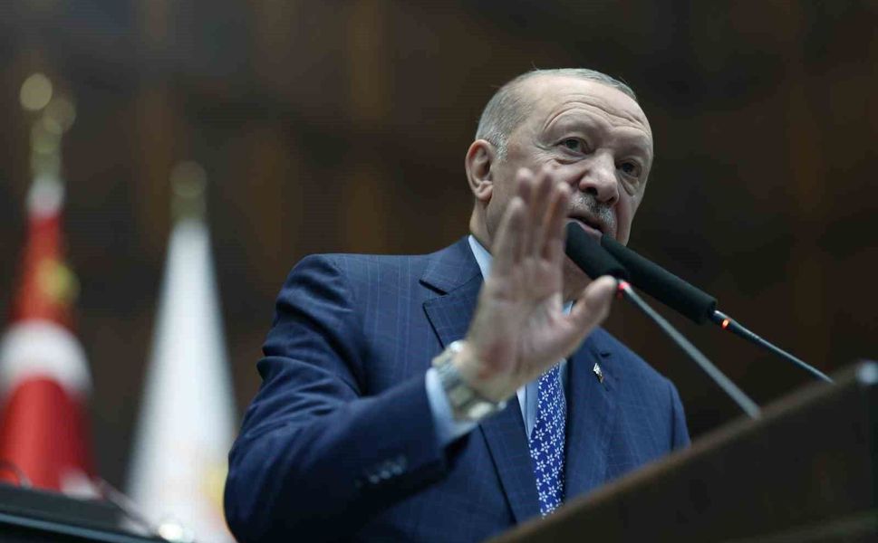 Cumhurbaşkanı Recep Tayyip Erdoğan: '13 buçuk yıllık zulmün ardından İsrail'in ağır tahriklerine rağmen Suriye'de barışın, huzurun ve istikrarın tekrar boy vermeye başladığını görüyoruz.'