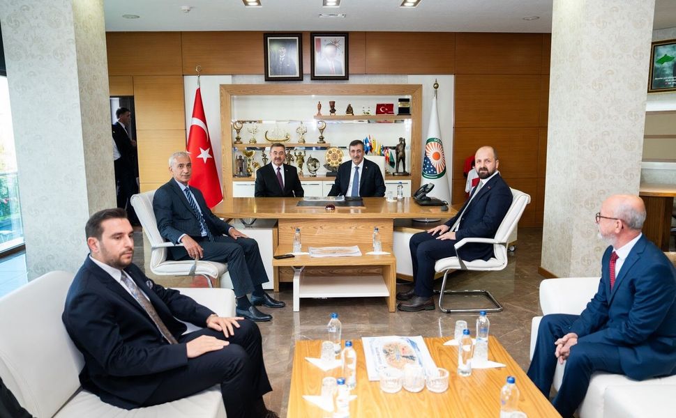Cumhurbaşkanı Yardımcısı Yılmaz'dan Gölbaşı Belediyesi'ne ziyaret