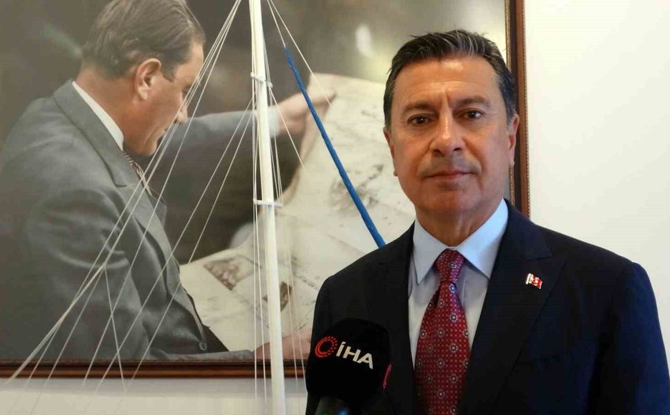 Muğla Büyükşehir Belediye Başkanı Aras CHP'den istifa etti