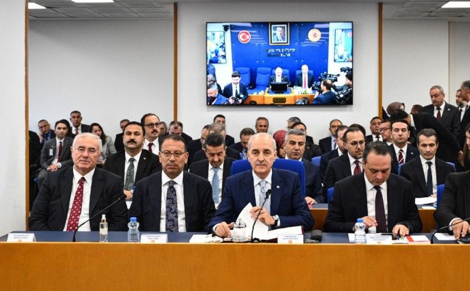 TBMM Başkanı Kurtulmuş: '2027 yılı için teklif ettiğimiz ödeneğin toplam tutarı 33 milyar 787 milyon liradır'
