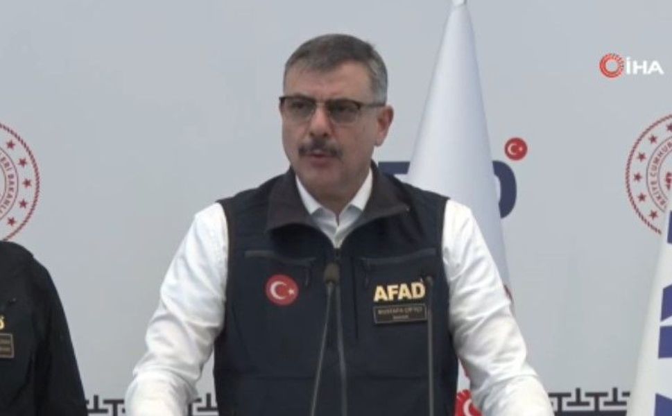 İstanbul’da sel felaketi: 2 bin 727 kişi kurtarıldı, eğitime 2 gün ara verildi