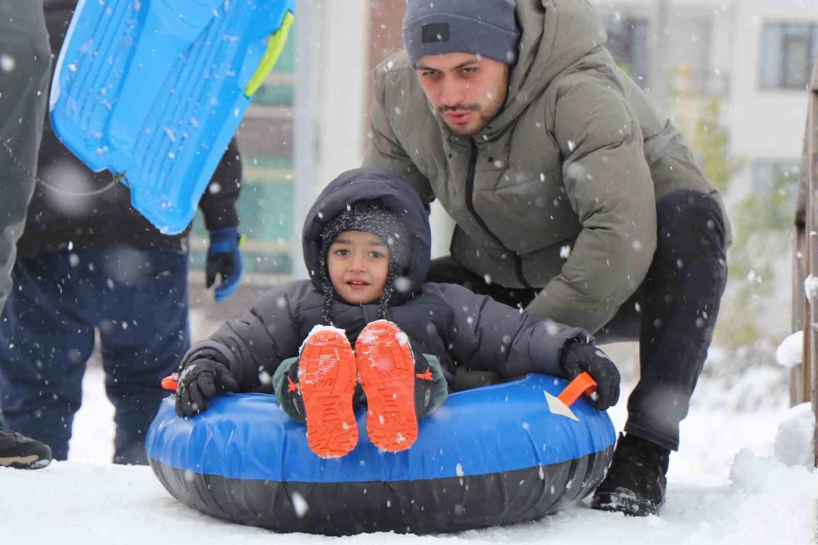 Bolu'da 1 ilçede okullar tatil edildi