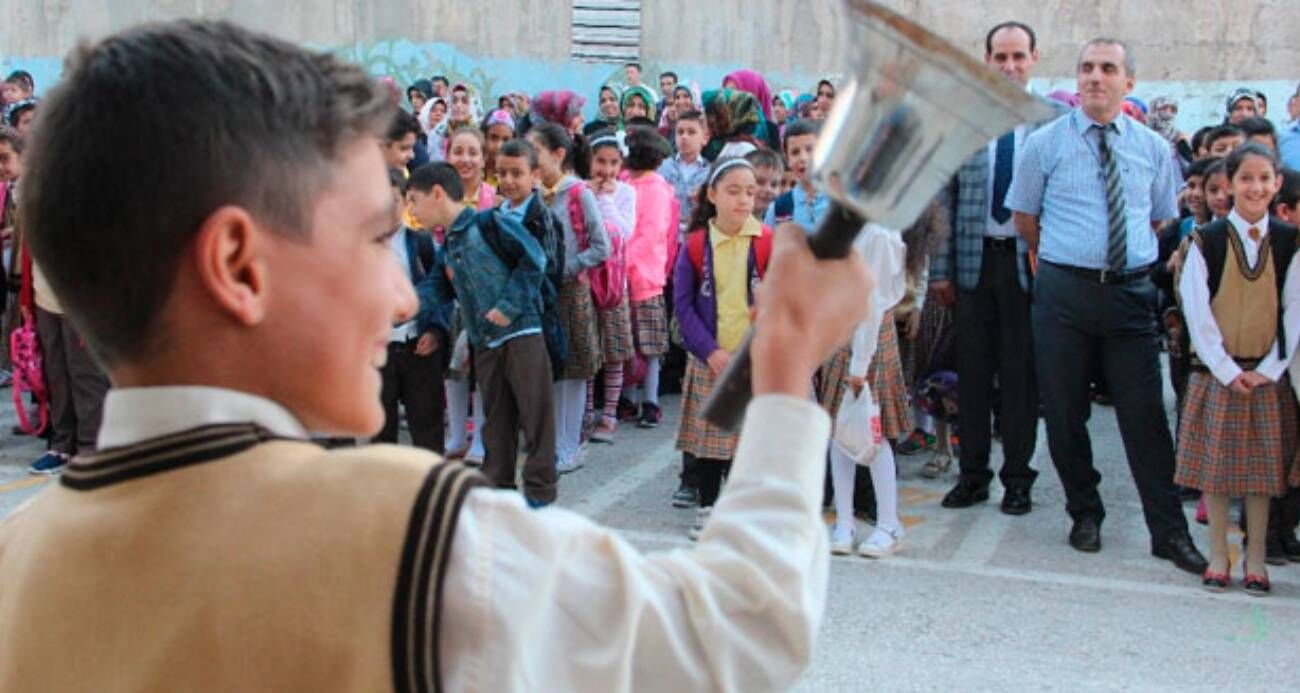 Ara Tatiller Kalkıyor Mu? Bakan Tekin Tartışmalara Nokta Koydu