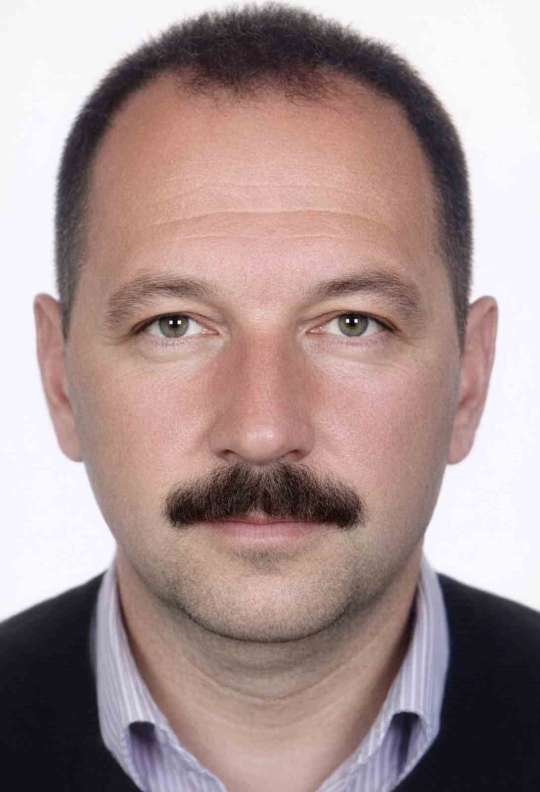 Direksiyon başında kalp krizi geçiren yolcu otobüsü şoförü ölmeden önce yolcuları kurtardı