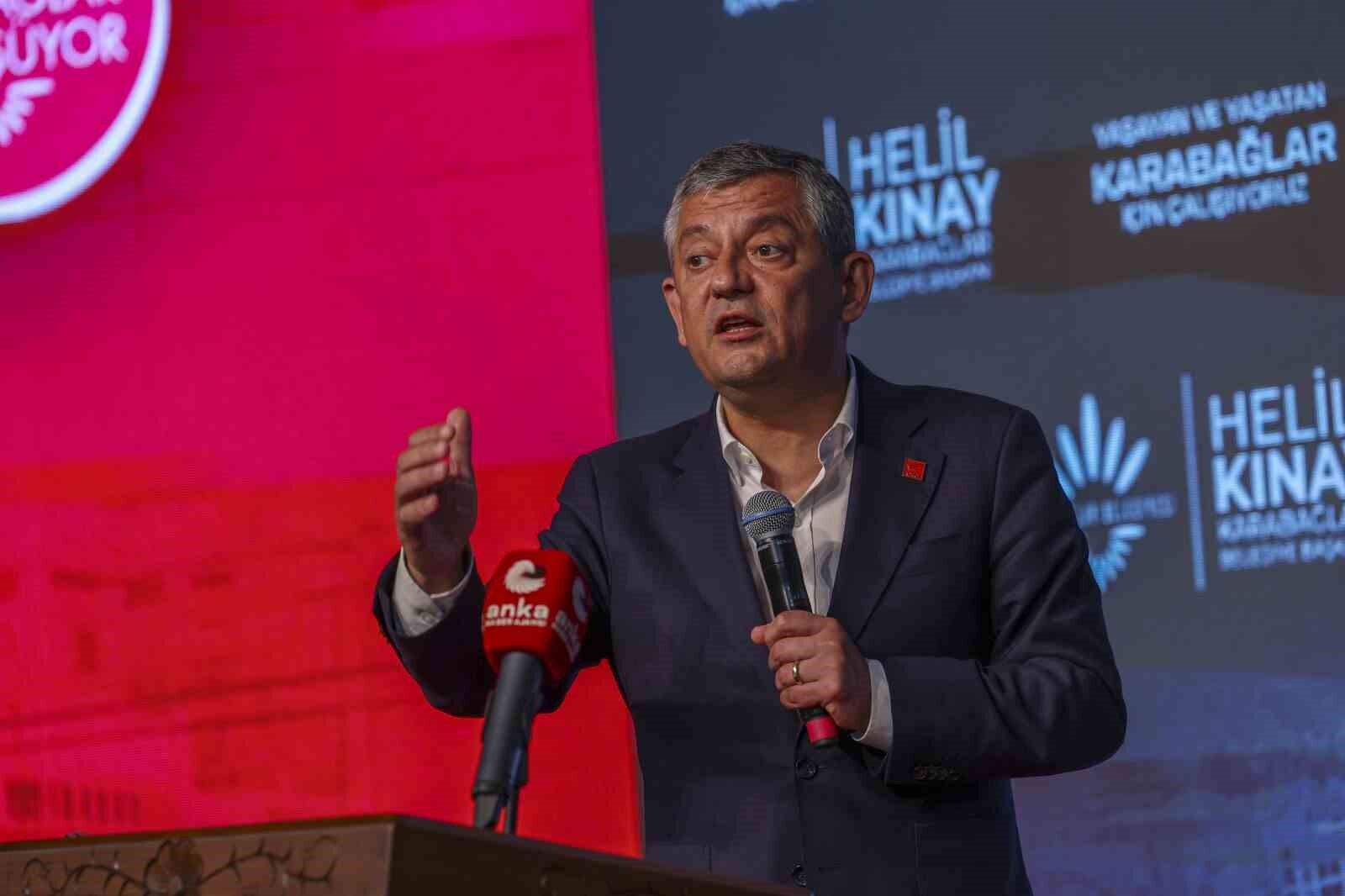 CHP Genel Başkanı Özel: 'Didişmek yerine kentleri depreme hazırlamak lazım'
