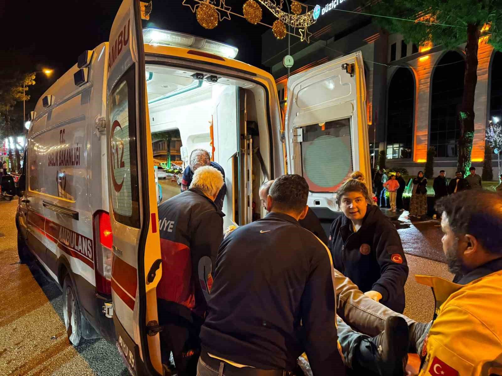 Osmaniye'de iki otomobil çarpıştı: 3 yaralı