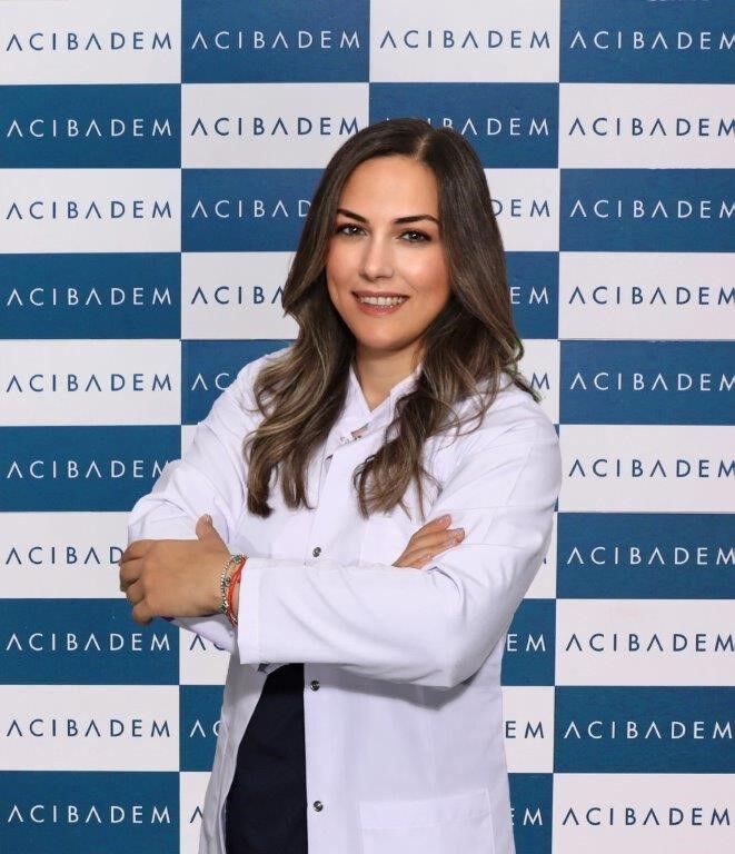 Uzmanından uyarı: 'Yazın en büyük hata su yerine çay ve kahve içmek'