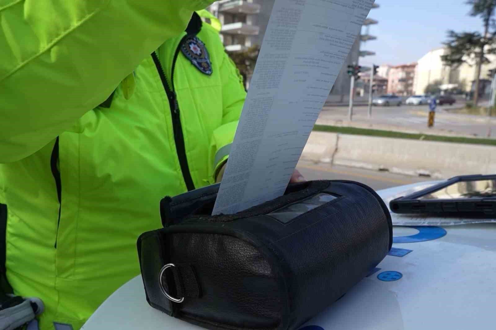 Dronlu denetimde 11 motosiklet sürücüsüne 60 bin lira ceza
