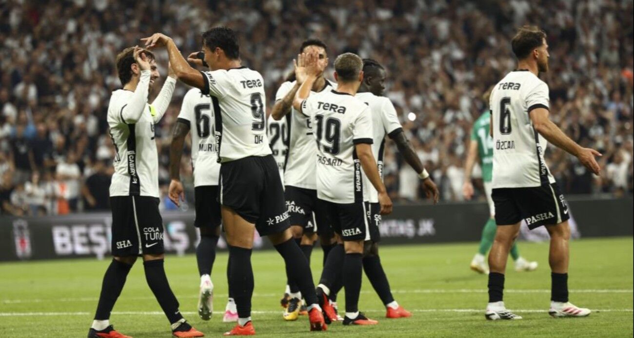 Beşiktaş turu araladı: 3-0