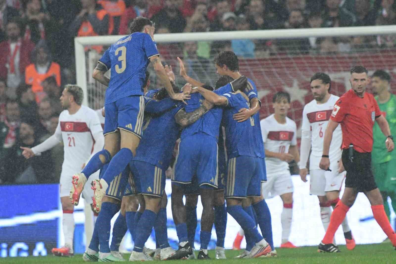 A Milli Futbol Takımı, İtalya'ya 12. kez kaybetti