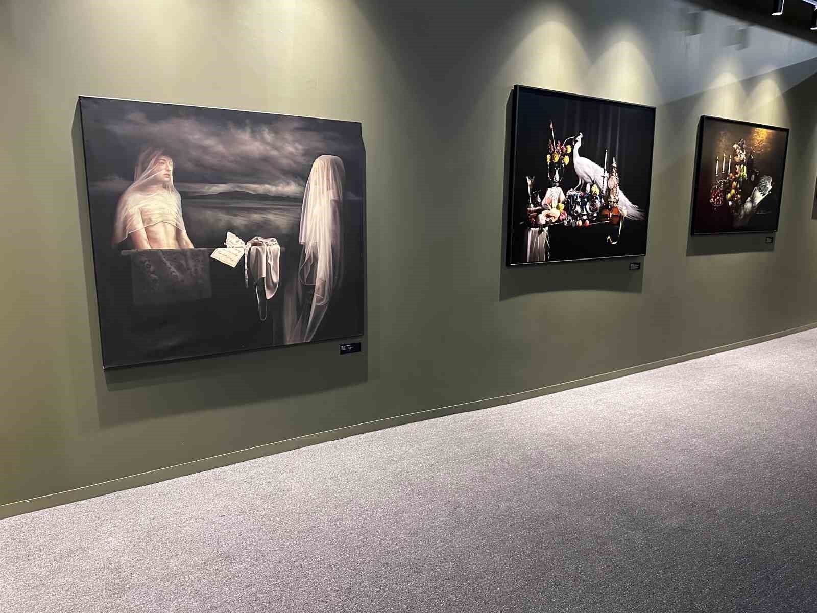 Akbank Sanat 'Garip Şeyler Oluyor' sergisi ile Contemporary İstanbul'da