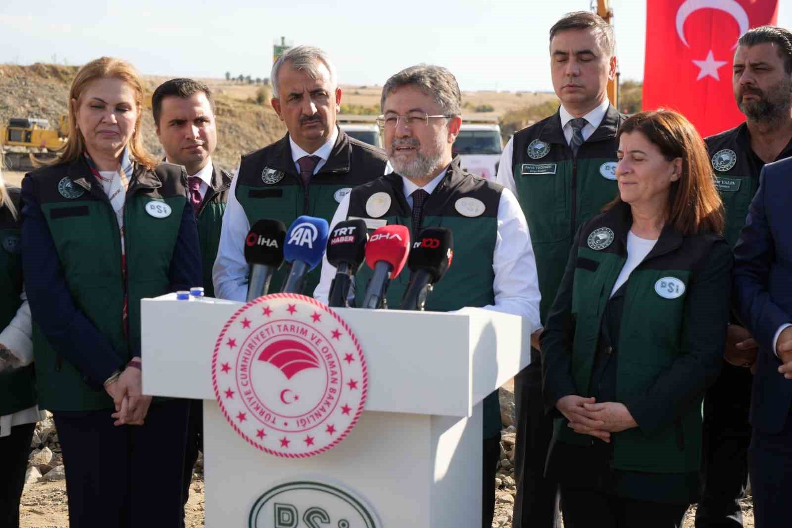 Bakan Yumaklı: 'Kaybedecek bir günümüz bile yok'