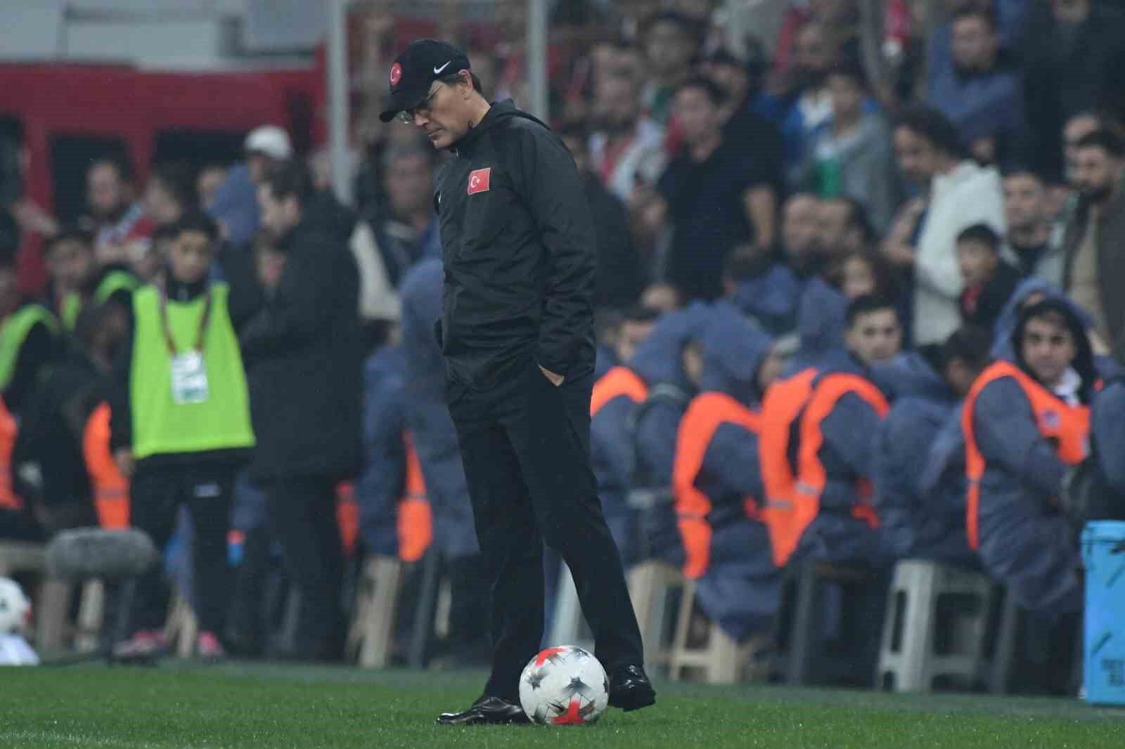 Bursa'da TFF ve Montella'ya tepki