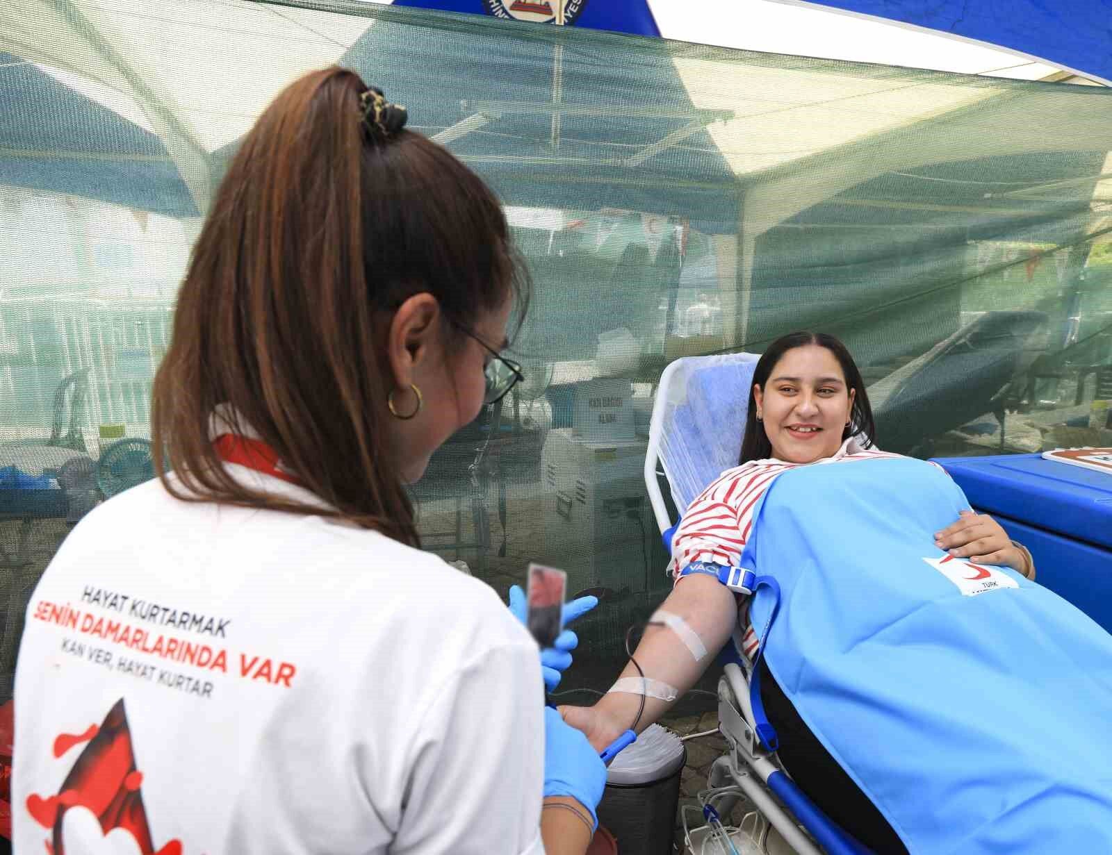 Kök hücrede umut büyüyor: Kızılay'ın bağışçı havuzu 1,2 milyonu aştı